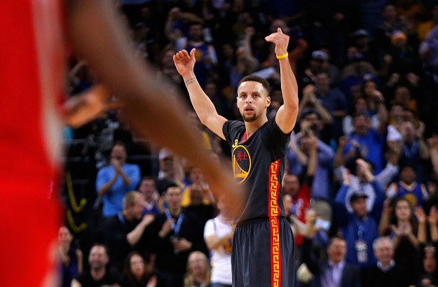 U derbiju Zapada Golden State i sjajni Curry pobijedili Hardenov Houston